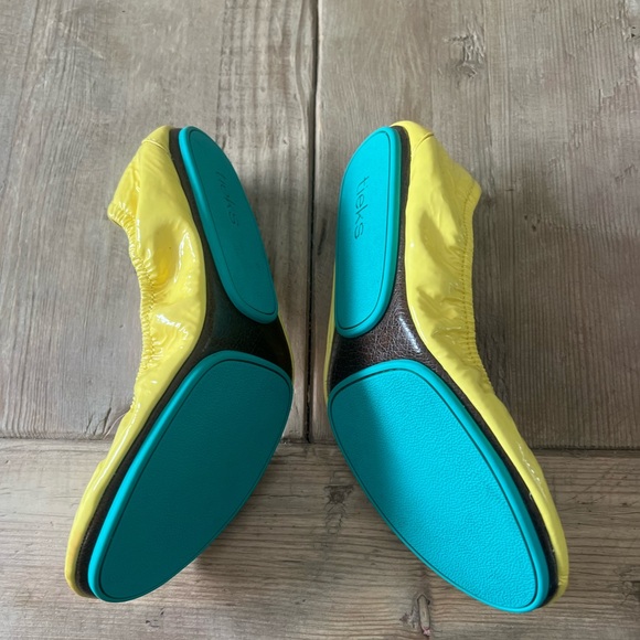 Tieks Yellow woman’s flat Shoes - Picture 4 of 14